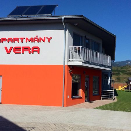 Apartmany Vera เบเชนยอวา ภายนอก รูปภาพ
