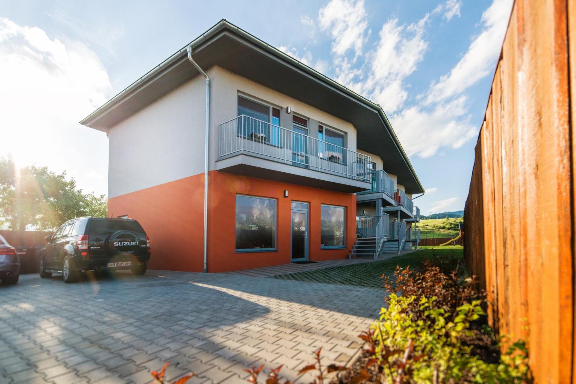 Apartmany Vera เบเชนยอวา ภายนอก รูปภาพ