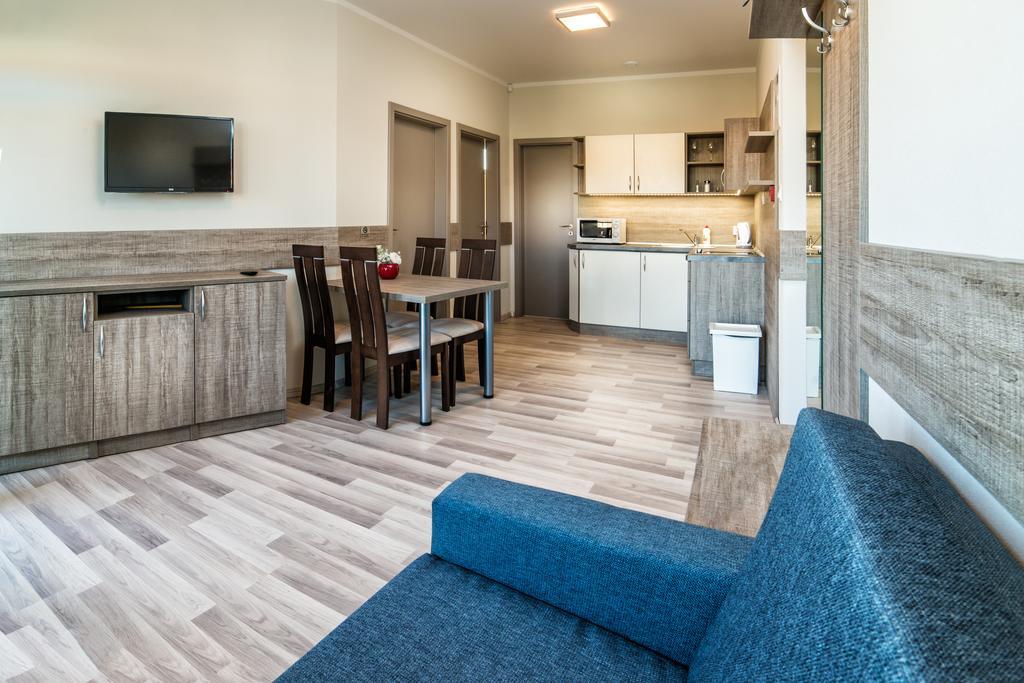 Apartmany Vera เบเชนยอวา ภายนอก รูปภาพ