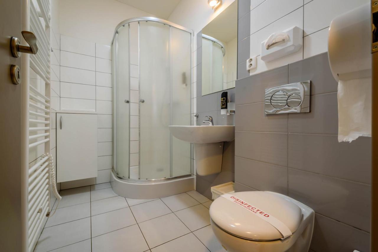 Apartmany Vera เบเชนยอวา ภายนอก รูปภาพ